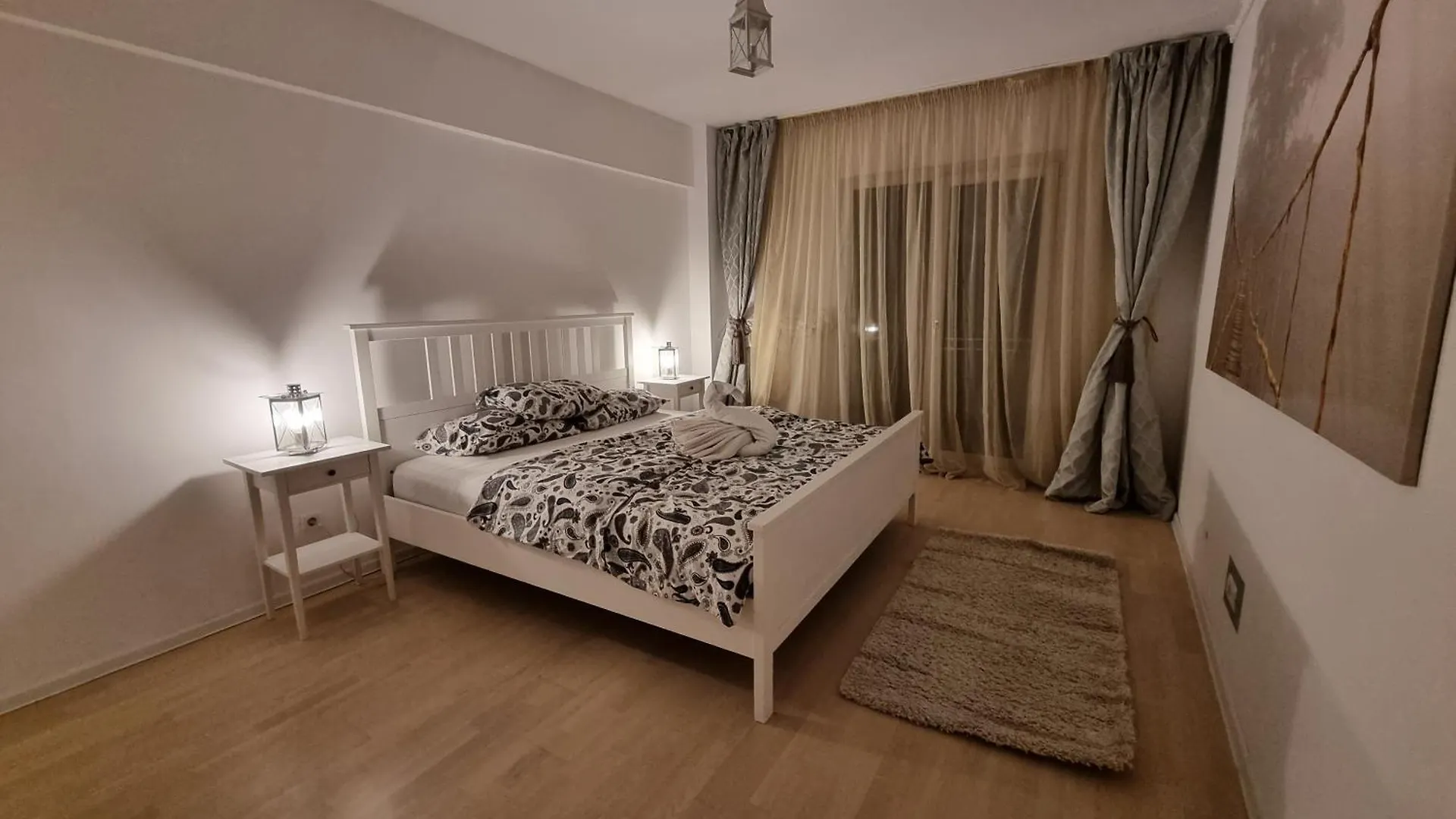 Park Residence 5, 2 Bedroom Apartment Bucharest