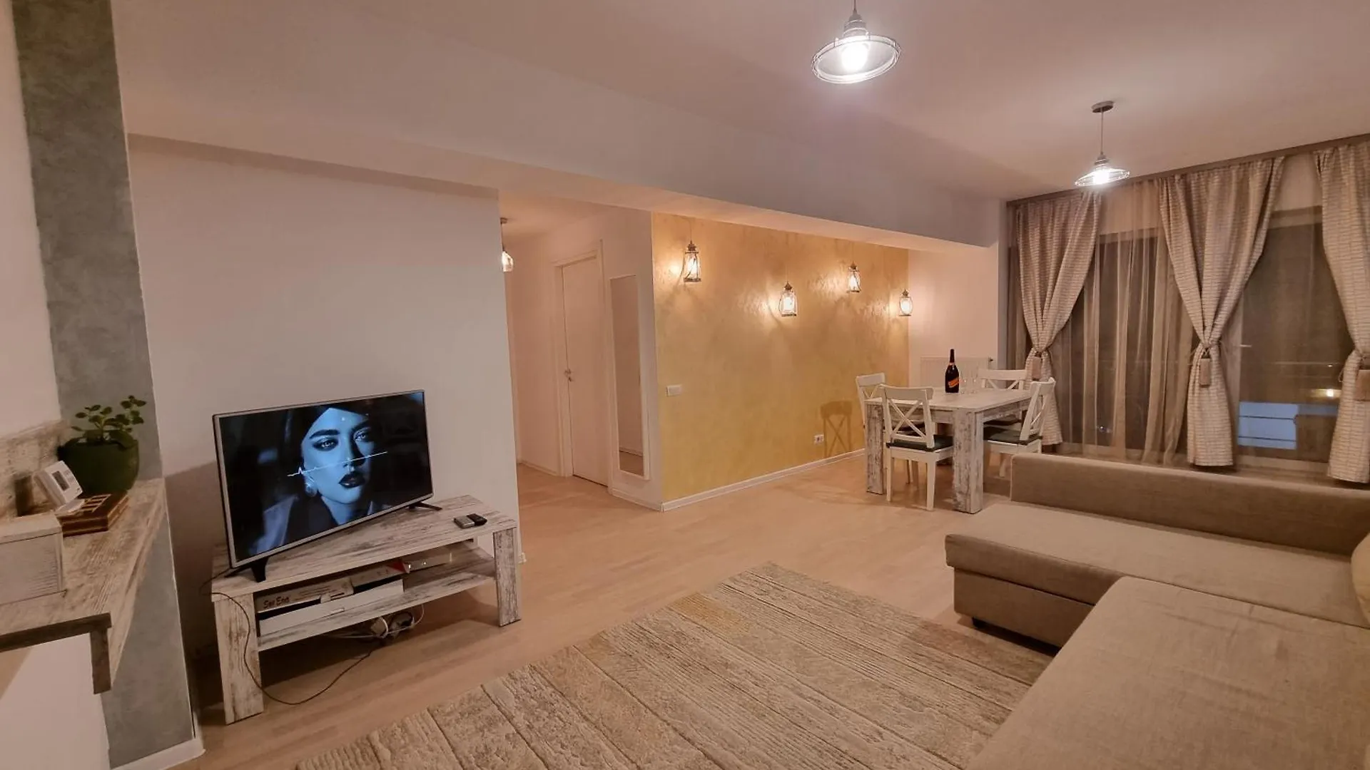 Park Residence 5, 2 Bedroom Apartment Bucharest